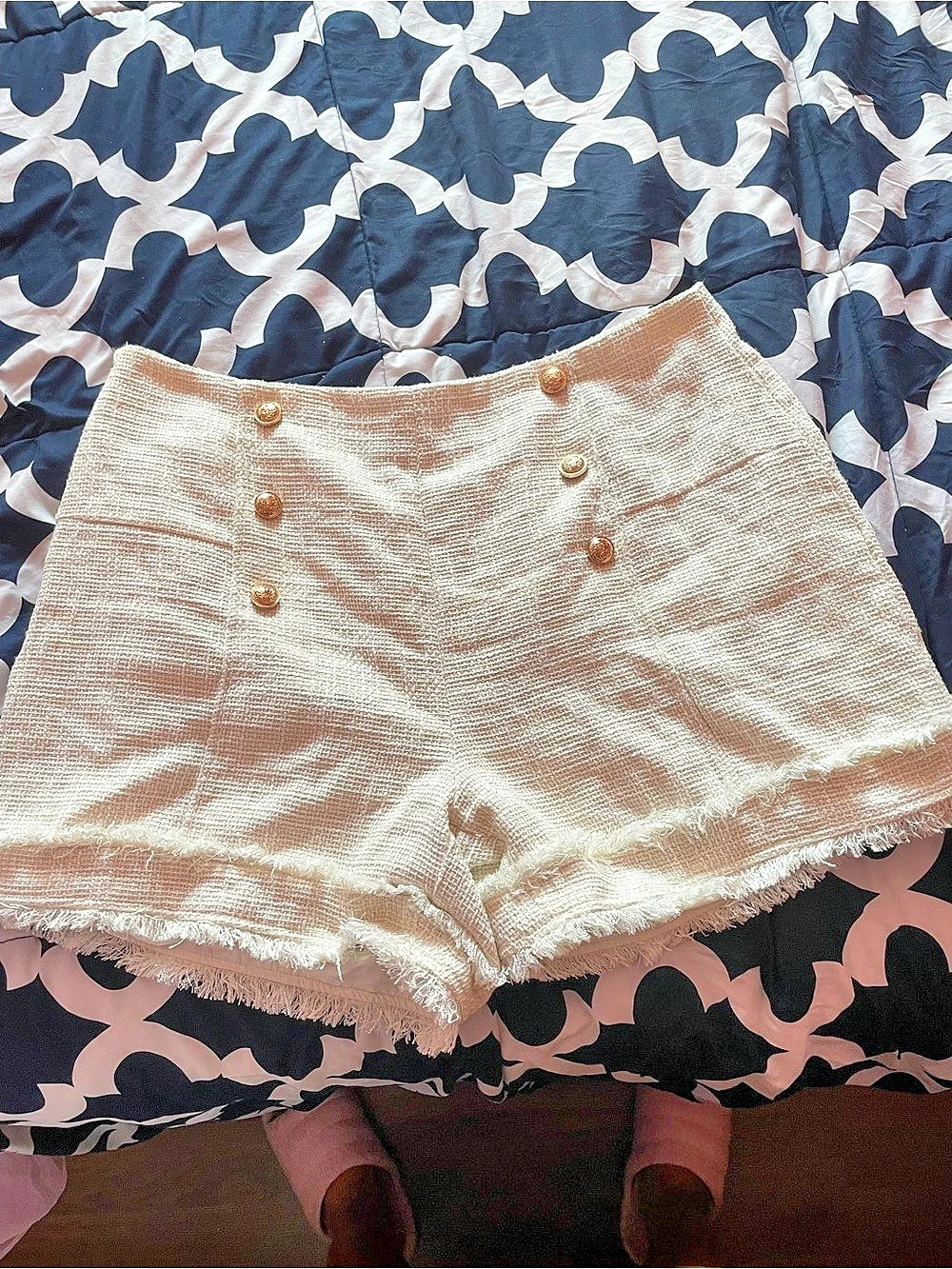 SHEIN Curve High Waist Shorts in cream Size 3XL